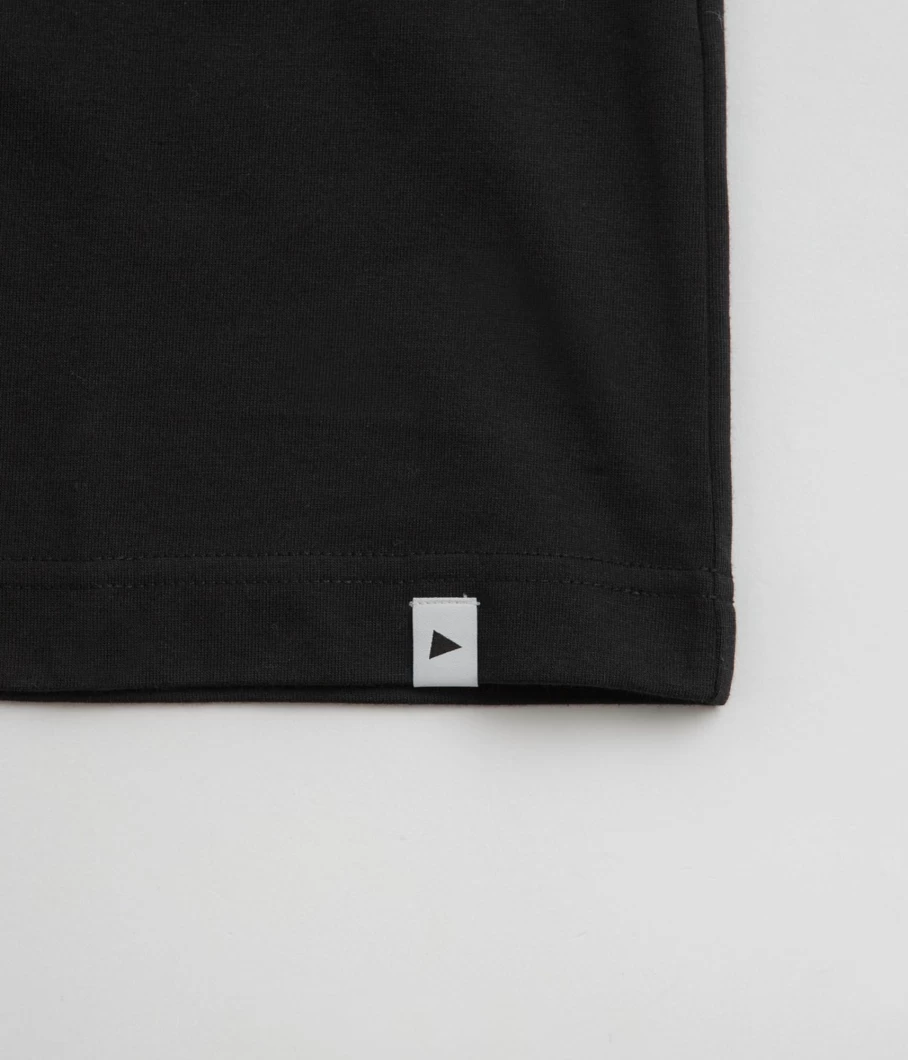 and wander Men's Logo T-Shirt | Lightweight Casual Short Sleeve Tee