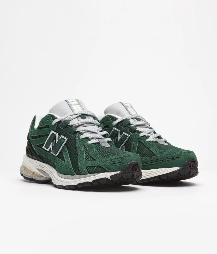 New Balance 1906 Running Shoes for Men - Lightweight Comfort & Stylish Design
