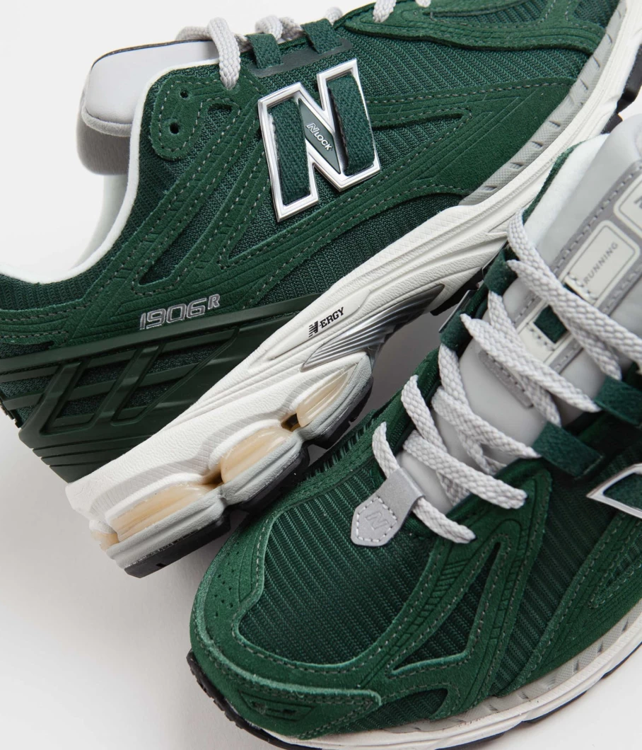 New Balance 1906 Running Shoes for Men - Lightweight Comfort & Stylish Design