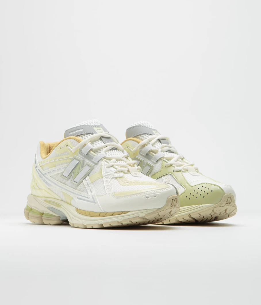 New Balance 1906 Running Shoes for Men - Lightweight Comfort & Stylish Design