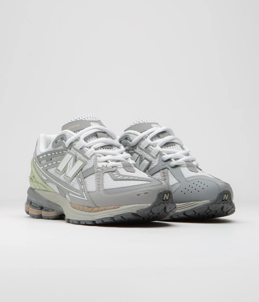 New Balance 1906 Running Shoes for Men - Lightweight Comfort & Stylish Design