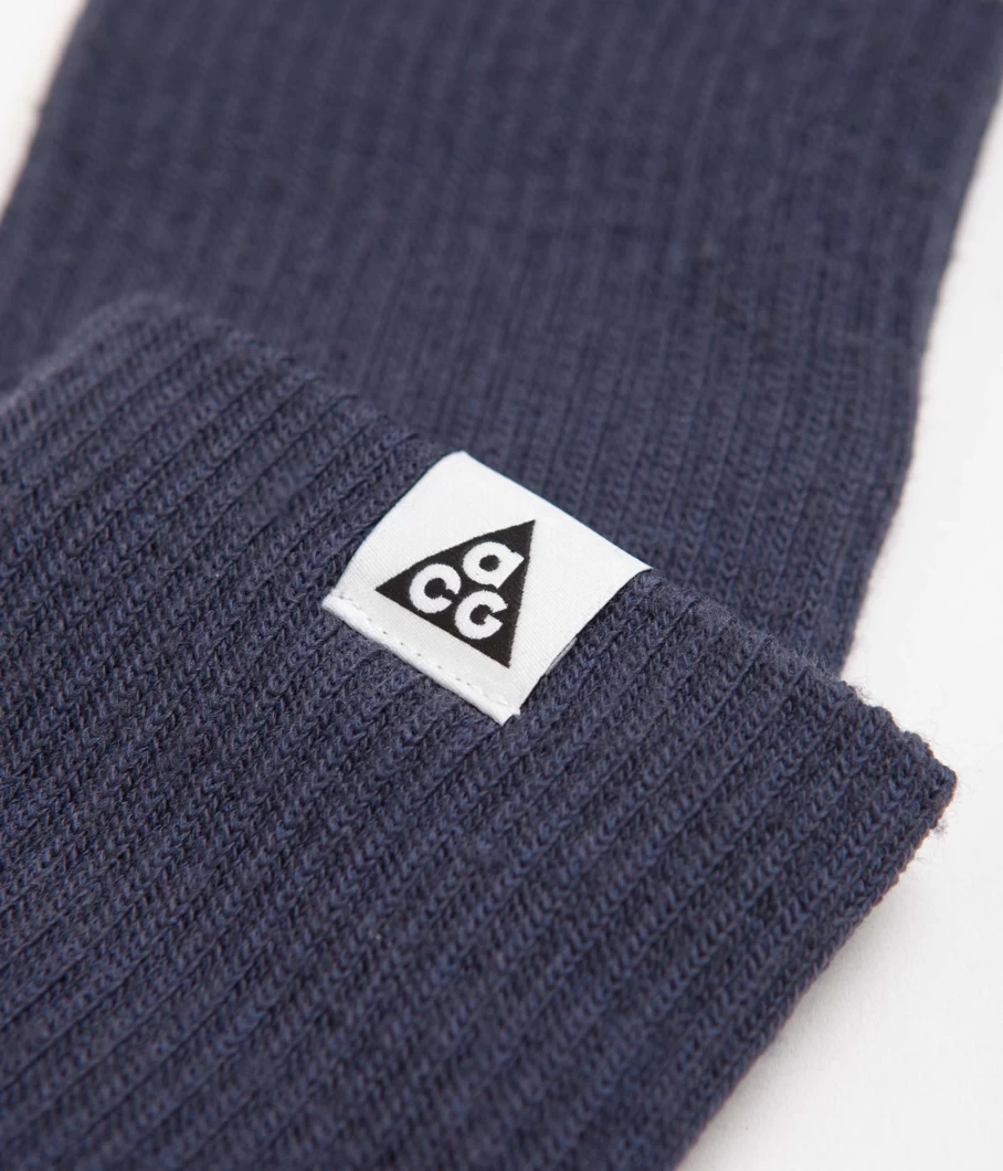 Nike ACG Men's Cushioned Crew Socks for Hiking & Outdoor Activities