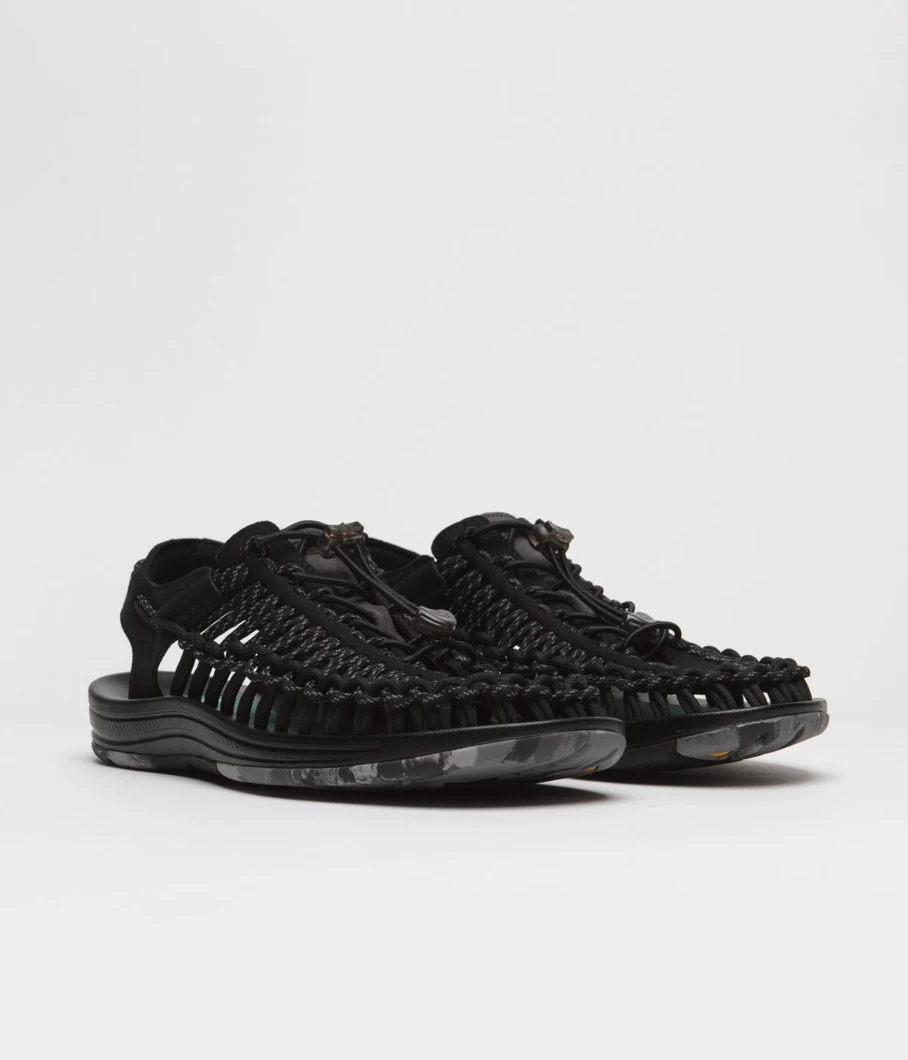 Keen Uneek Men's Outdoor Sandals - Breathable Adventure Footwear for Hiking & Water Sports