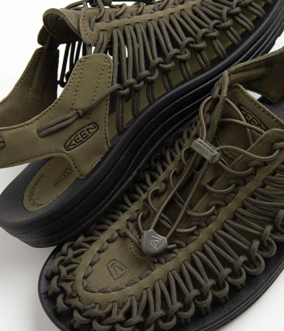 Keen Uneek Men's Sandals - Durable Outdoor Adventure Footwear