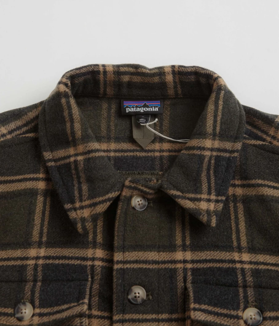 Patagonia Men's Melton Wool Trucker Jacket - Classic Wool Outerwear for Outdoor Enthusiasts