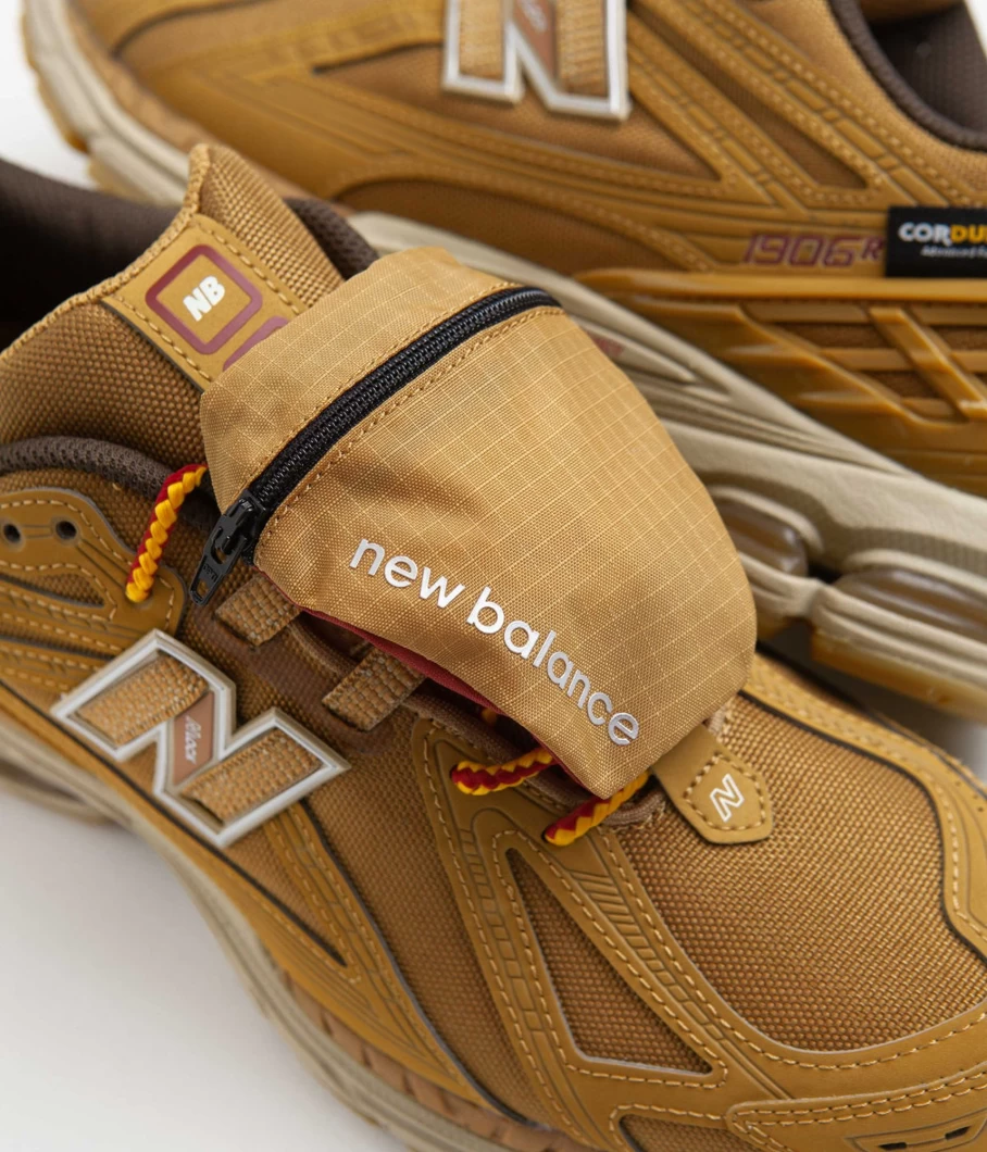 New Balance 1906 Running Shoes for Men - Lightweight Comfort & Style