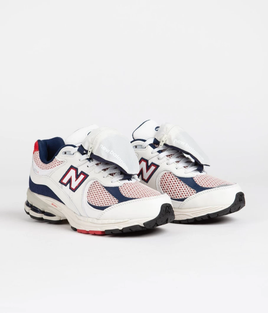 New Balance 2002R Men's Running Shoes - Lightweight Comfort & Classic Style